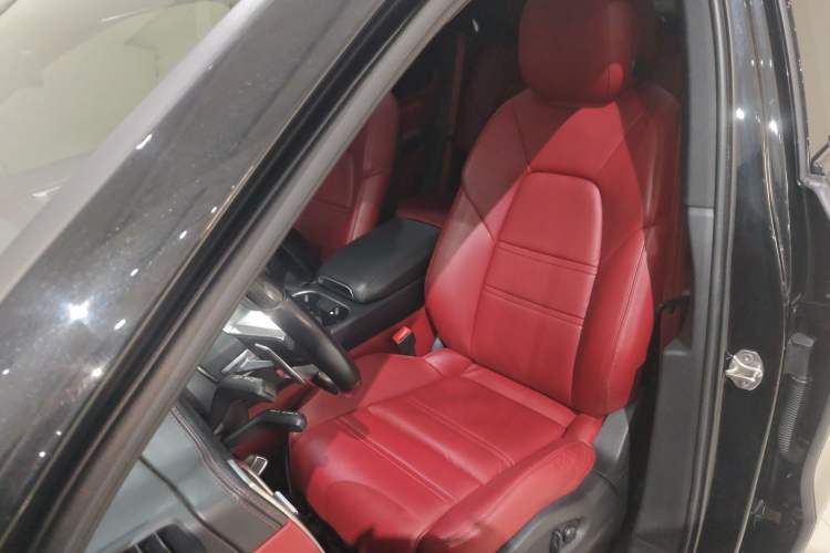 Used Porsche Cayenne 2023 Cayenne Coupé 3.0T Platinum Edition
