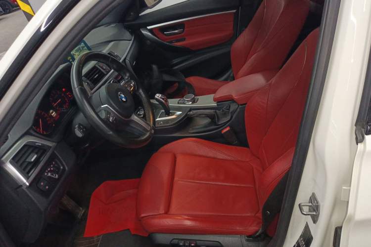 Used BMW 3 Series 2019 320i M Sport Night Edition
