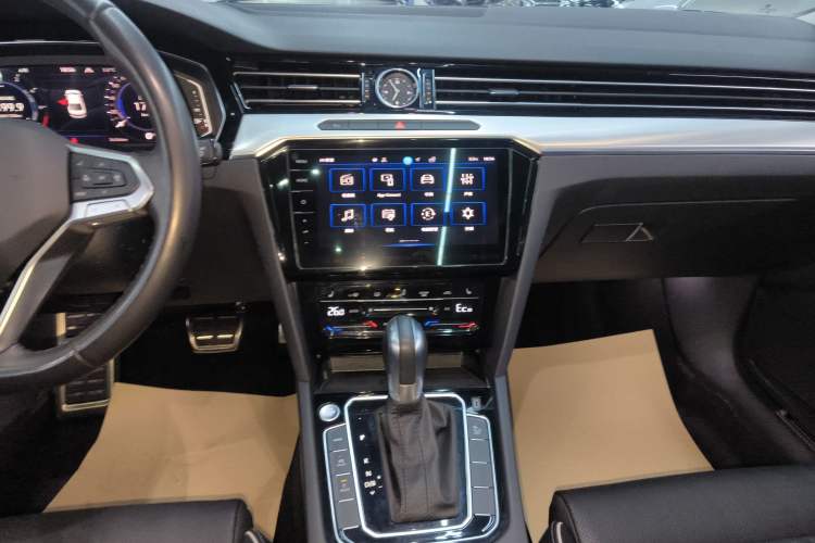 Used Volkswagen Magotan GTE Plug-in Hybrid 2022 GTE Luxury Model
