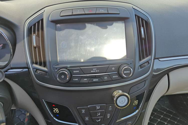 Used Buick Regal 2015 2.0L Leading Fashion Edition
