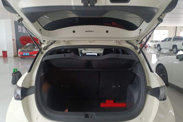 Used BYD Dolphin 2023 420 km Fashion Edition
