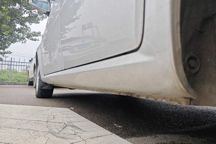 Used Buick Excelle 2013 1.5L Automatic Classic Model
