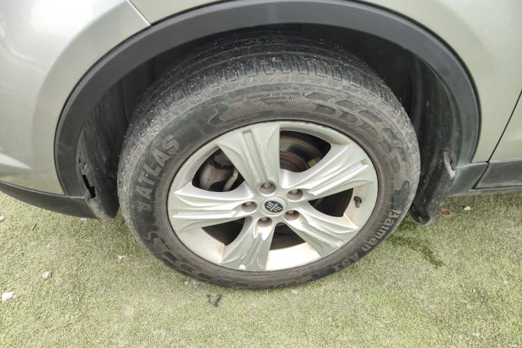 Used Bestune X80 2015 2.0L Automatic Comfort Anniversary Edition