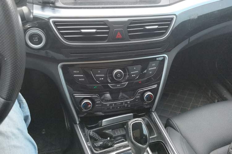 Used Geely Auto Emgrand GT 2016 1.8T Comfort Model
