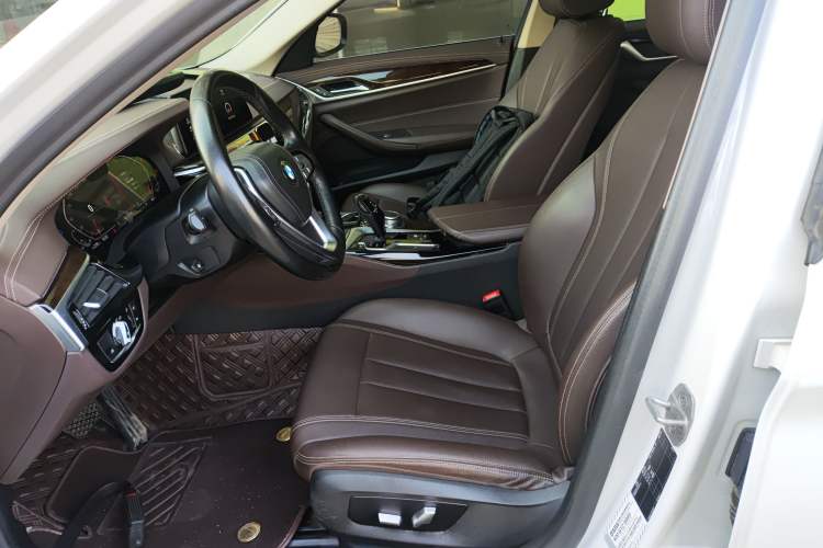 Used BMW 5 Series 2020 525Li Luxury Package