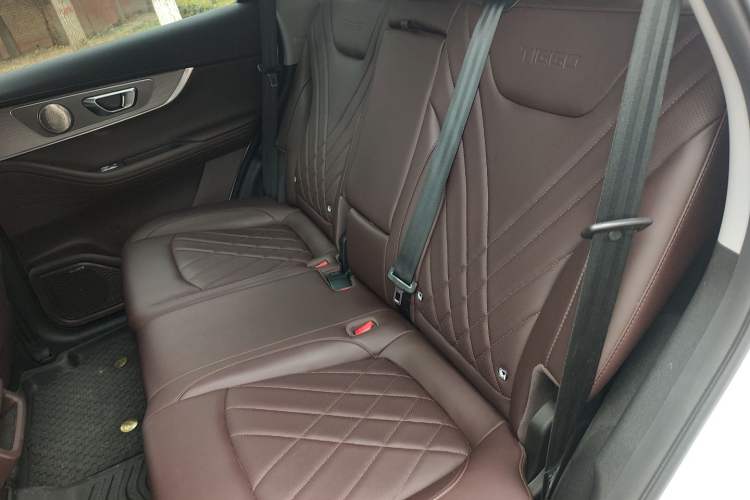 Used Chery Tiggo 8 PRO 2024 Champion Edition 290T Two-Wheel Drive Peak Version 5 Seats
