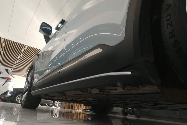 Used  #5 2024 Ultra-Long Range Extraordinary Journey Luxury Edition