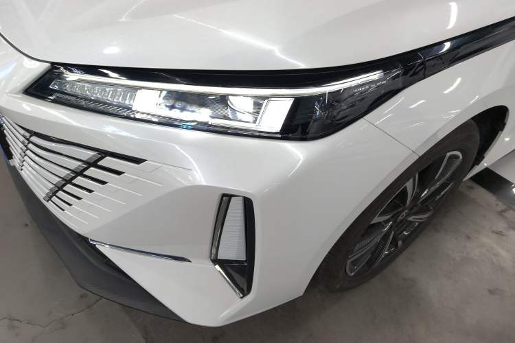 Used Changan Eado 2025 Blue Whale 1.5T 500Bar Prestige Model
