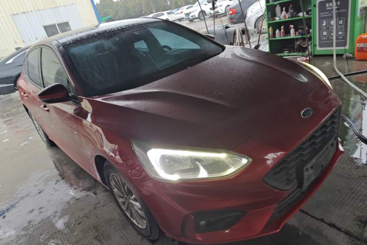 Used Ford Focus 2020 Sedan EcoBoost 180 Automatic Trend Edition
