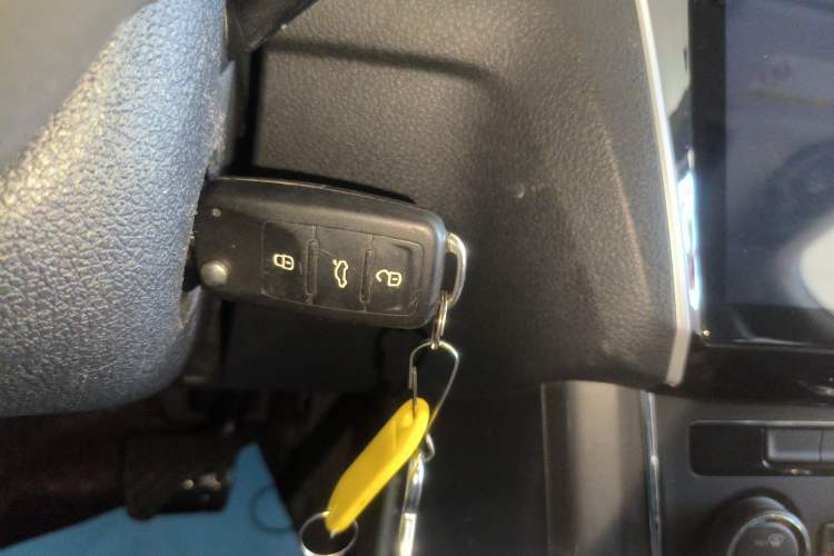 Used Volkswagen Passat 2016 1.8T Government Procurement Version (CEA Engine + 6AT)
