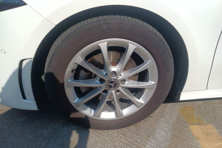 Used Mercedes-Benz A-Class 2021 A 200 L Sport Sedan Fashion Model
