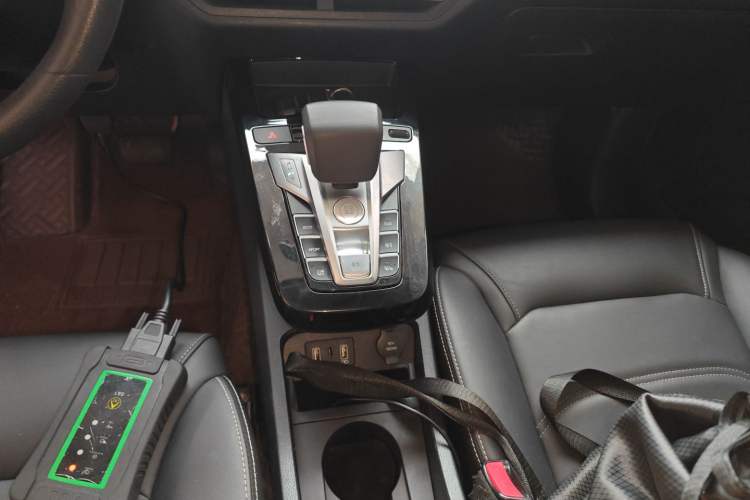 Used BYD Yuan New Energy 2019 EV535 Smart Connect Trendsetting Model
