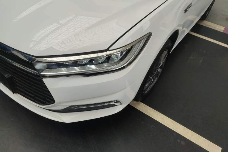 Used BYD Qin New Energy 2019 High-Range Deluxe Model
