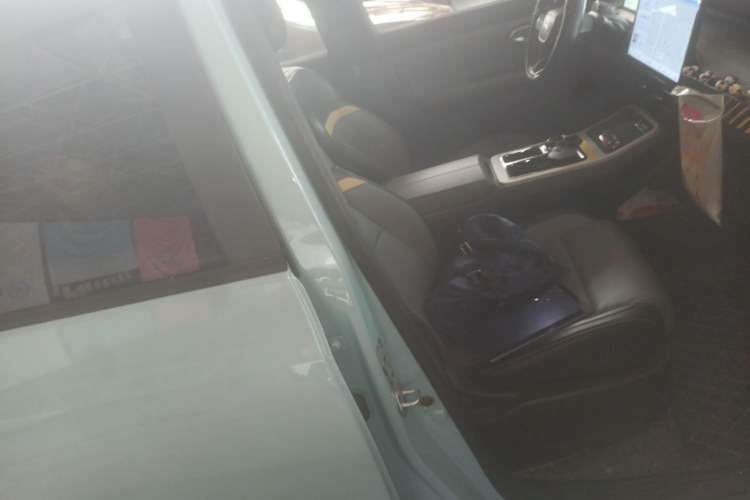 Used AION Y 2022 70 Tech Edition Lithium Iron Phosphate
