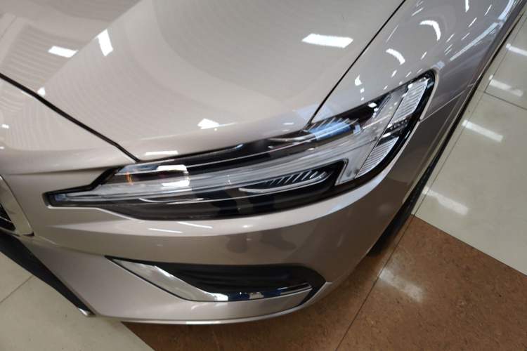 Used Volvo S60 2025 B4 Zhiyi Luxury Edition