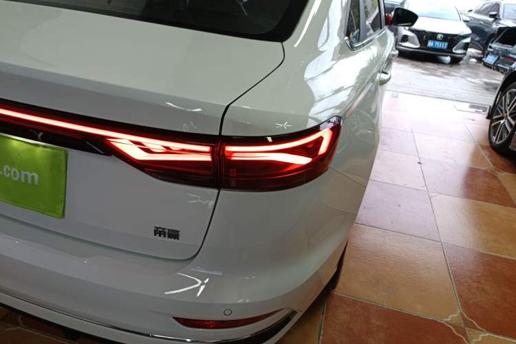 Used Geely Auto Emgrand 2025 4th Generation 1.5L CVT Luxury Version
