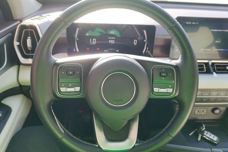 Used Great Wall King Kong Poer 2022 2.0T Manual Gasoline 4x4 Navigation Version with Long Bed – GW4C20B
