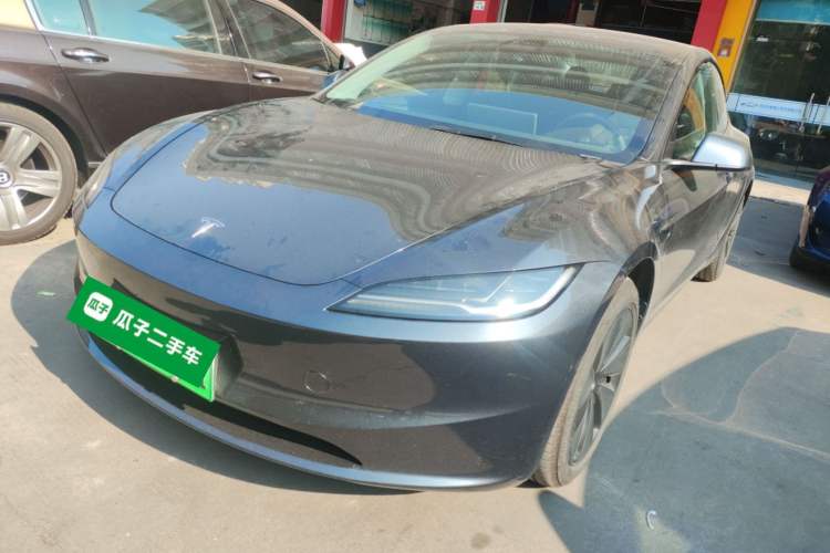 Used Tesla Model 3 2025 Rear-Wheel-Drive Version