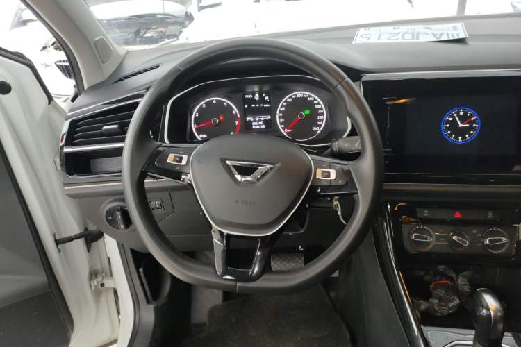 Used Jetta VS5 2022 280TSI Automatic Trendy Pro Version