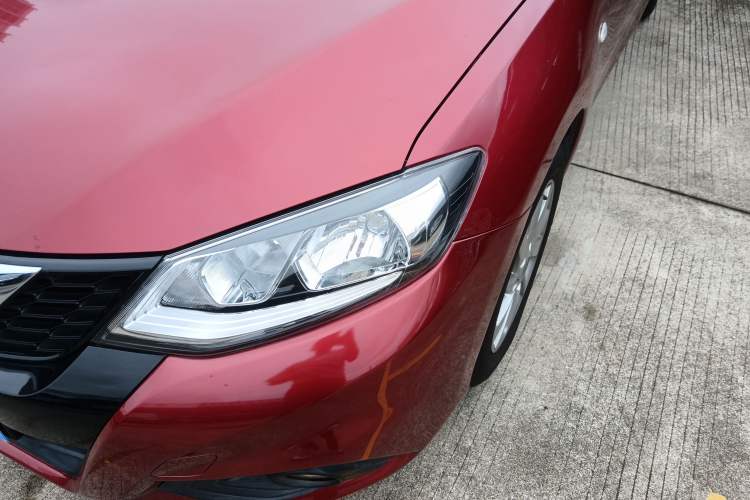 Used Nissan Tiida 2016 1.6L CVT Cool Dynamic Edition
