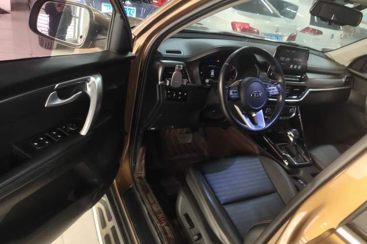 Used Kia Sportage R 2018 2.0L Automatic Smart Luxury Version China V Standard
