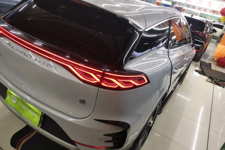 Used BYD Tang New Energy 2024 DM-i Glory Edition 112KM Prestige Model
