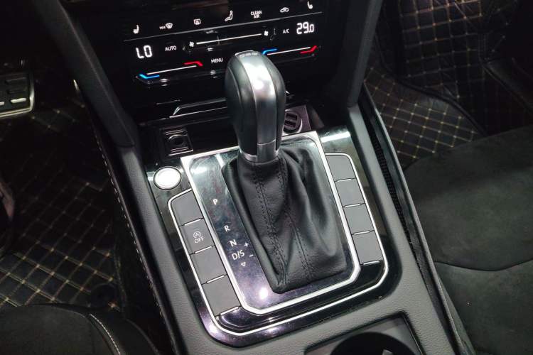 Used Volkswagen FAW-Volkswagen CC 2020 330TSI Huayan Edition China VI Standard
