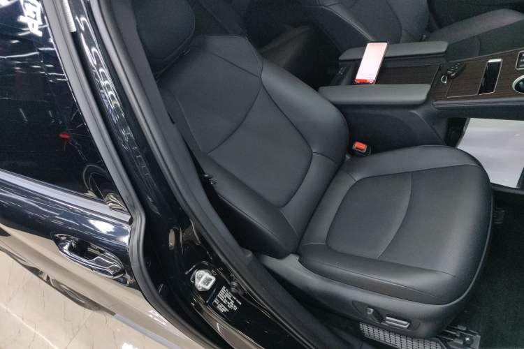 Used Toyota Granvia 2024 2.5L Hybrid Prestige PLUS Edition