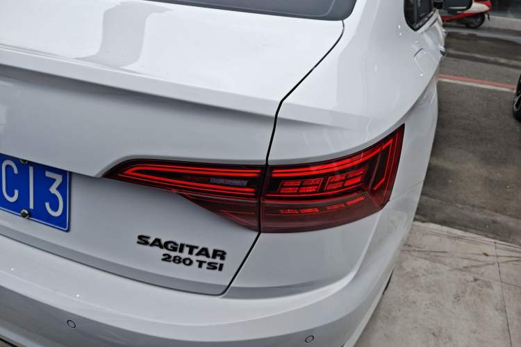 Used Volkswagen Sagitar 2022 280TSI DSG Flyover Edition