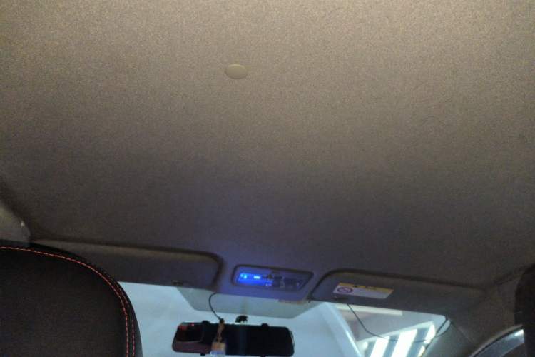 Used Toyota YARiS L 2019 1.5E CVT Dynamic Edition China VI compliant