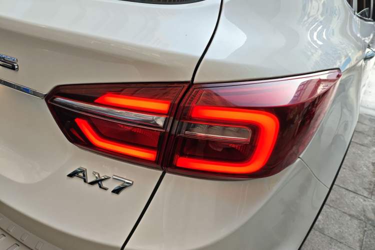 Used Dongfeng Aeolus AX7 2018 Classic 1.6T Automatic Luxury Model