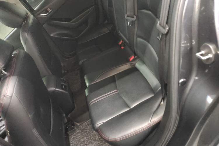 Used Mazda Mazda 3 Axela 2017 Hatchback 1.5L Automatic Luxury Model Emission Standard China V
