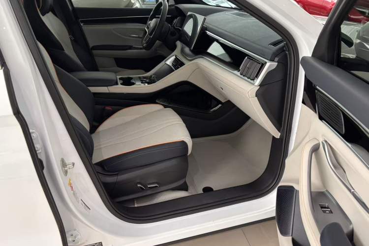 Used BYD Song PLUS New Energy 2023 Champion Edition DM-i 110KM Flagship PLUS