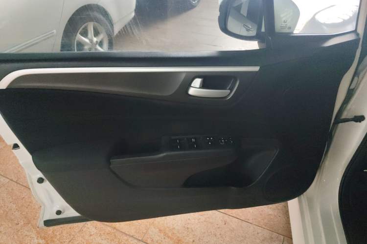 Used Honda Jade 2017 1.8L Automatic Classic Edition 5 seats
