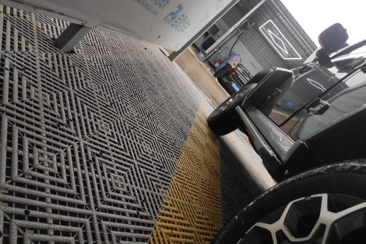 Used Beijing Auto BJ40 2019 PLUS 2.3T Automatic Four-Wheel Drive Flagship Edition China VI Emission Standard
