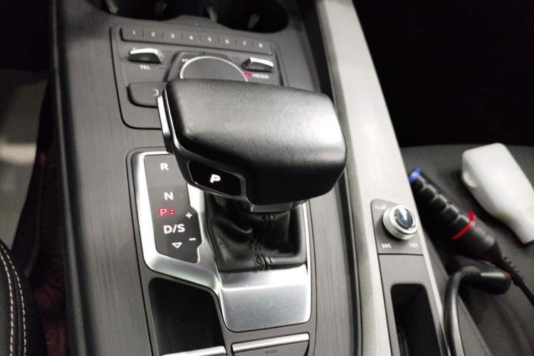 Used Audi A4L 2019 40 TFSI Ambition China VI