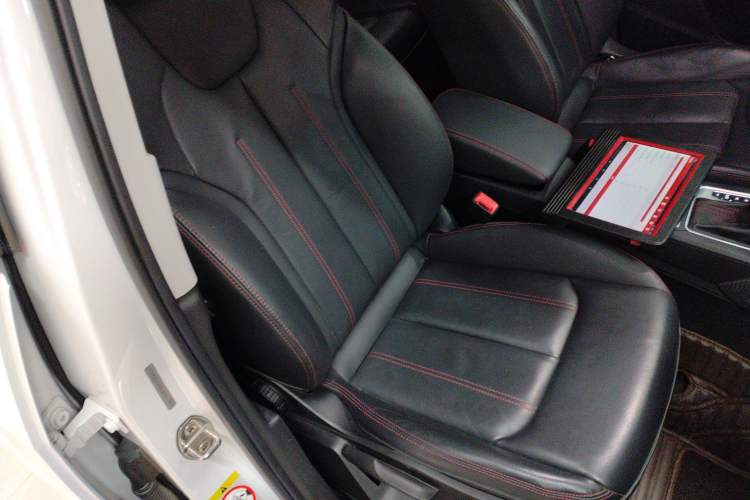 Used Audi Q2L 2022 35 TFSI Progressive Dynamic Edition
