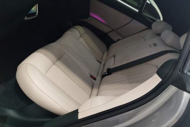 Used  YU7 2025 Ultra-Long Range Rear-Wheel Drive Version
