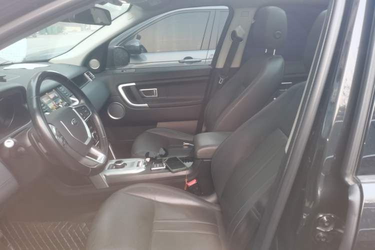 Used Land Rover Discovery Sport 2019 240 PS SE Version China V Standard