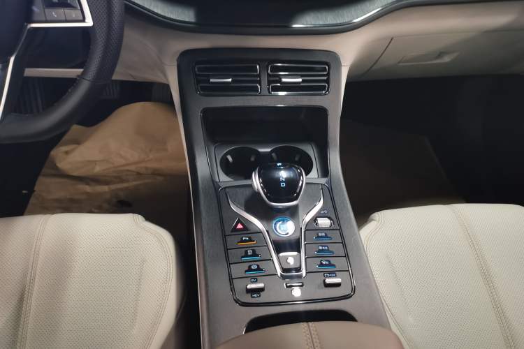 Used BYD Qin PLUS 2023 Champion Edition DM-i 55KM Leading Model
