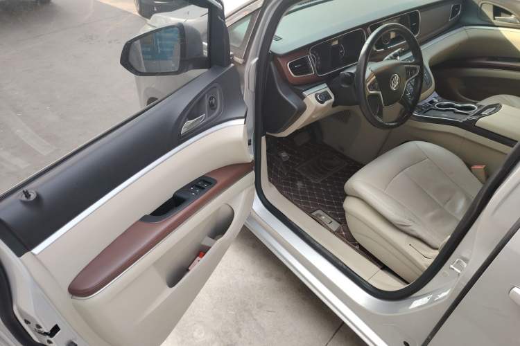 Used Buick GL8 2017 25S Comfort Version China V Standard
