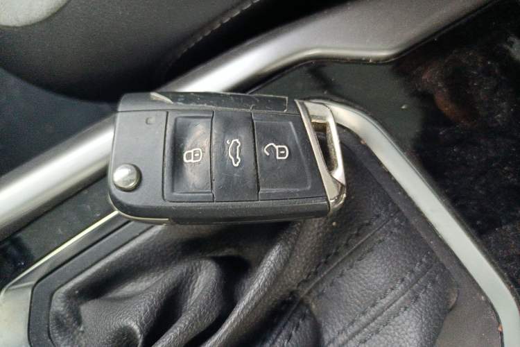 Used Volkswagen T-ROC 2022 280TSI DSG Two-Wheel Drive Elite PLUS
