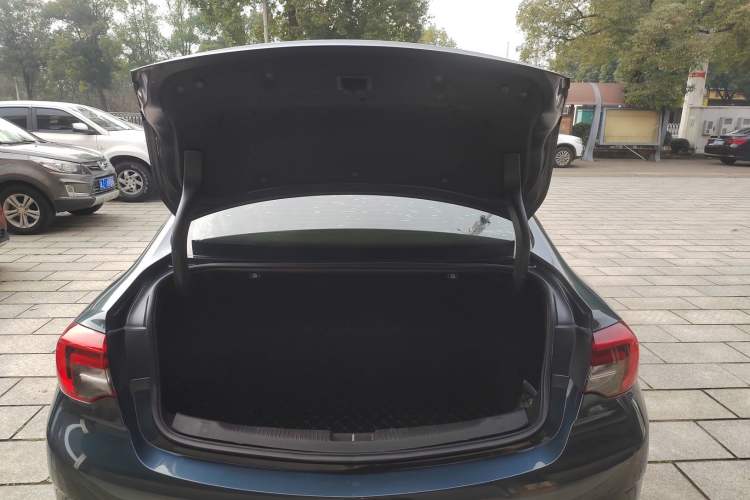 Used Buick Regal 2019 20T Elite Version China VI Standard
