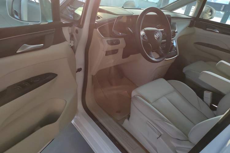 Used Buick GL8 2023 ES Lu Zun Comfort Model