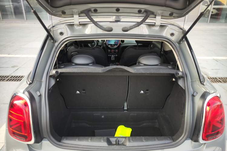 Used  MINI 2022 Updated 1.5T COOPER Classic Edition