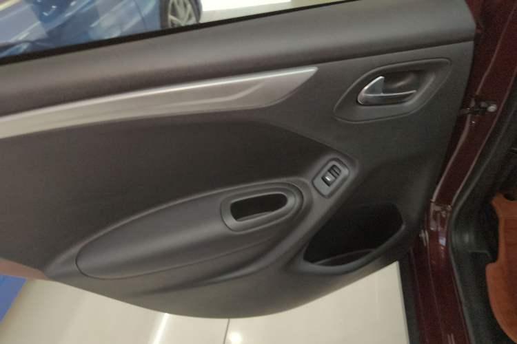 Used Citroen C3-XR 2015 1.6L Automatic Pioneer Model
