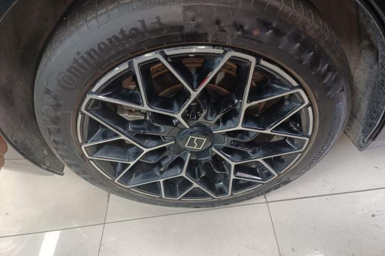 Used Zeekr 001 2025 ME Version 100 kWh All-Wheel Drive