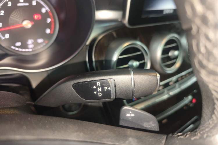 Used Mercedes-Benz GLC 2018 Facelifted GLC 260 4MATIC Dynamic Edition
