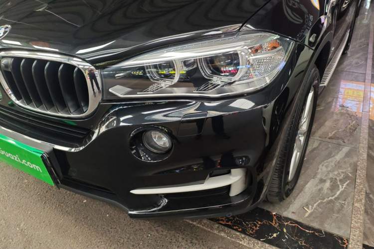 Used BMW X5 2015 xDrive28i
