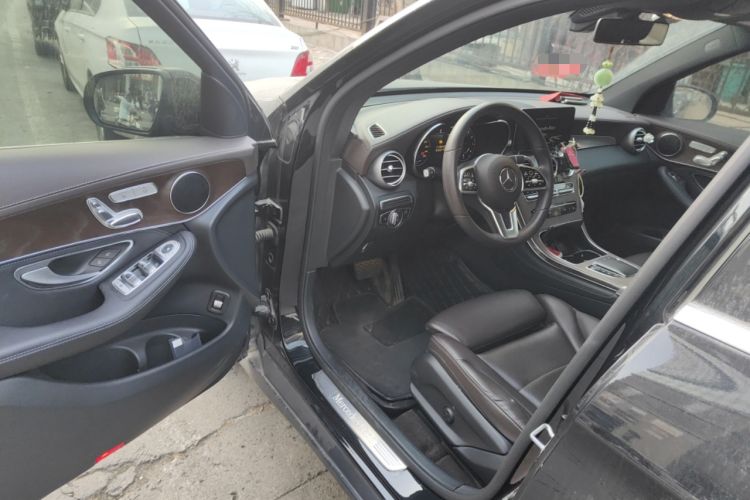 Used Mercedes-Benz GLC 2020 Facelift GLC 260 L 4MATIC Luxury Edition
